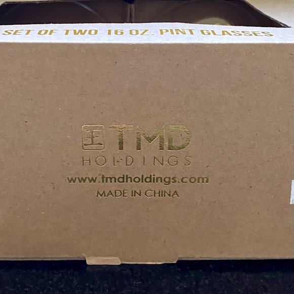 His & Hers Pint Glass Gift Set - NWT - Picture 5 of 7